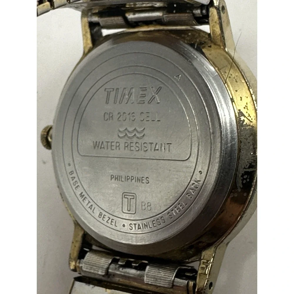 Vintage 1994 Timex Mens New Battery B8 32MM 6.5